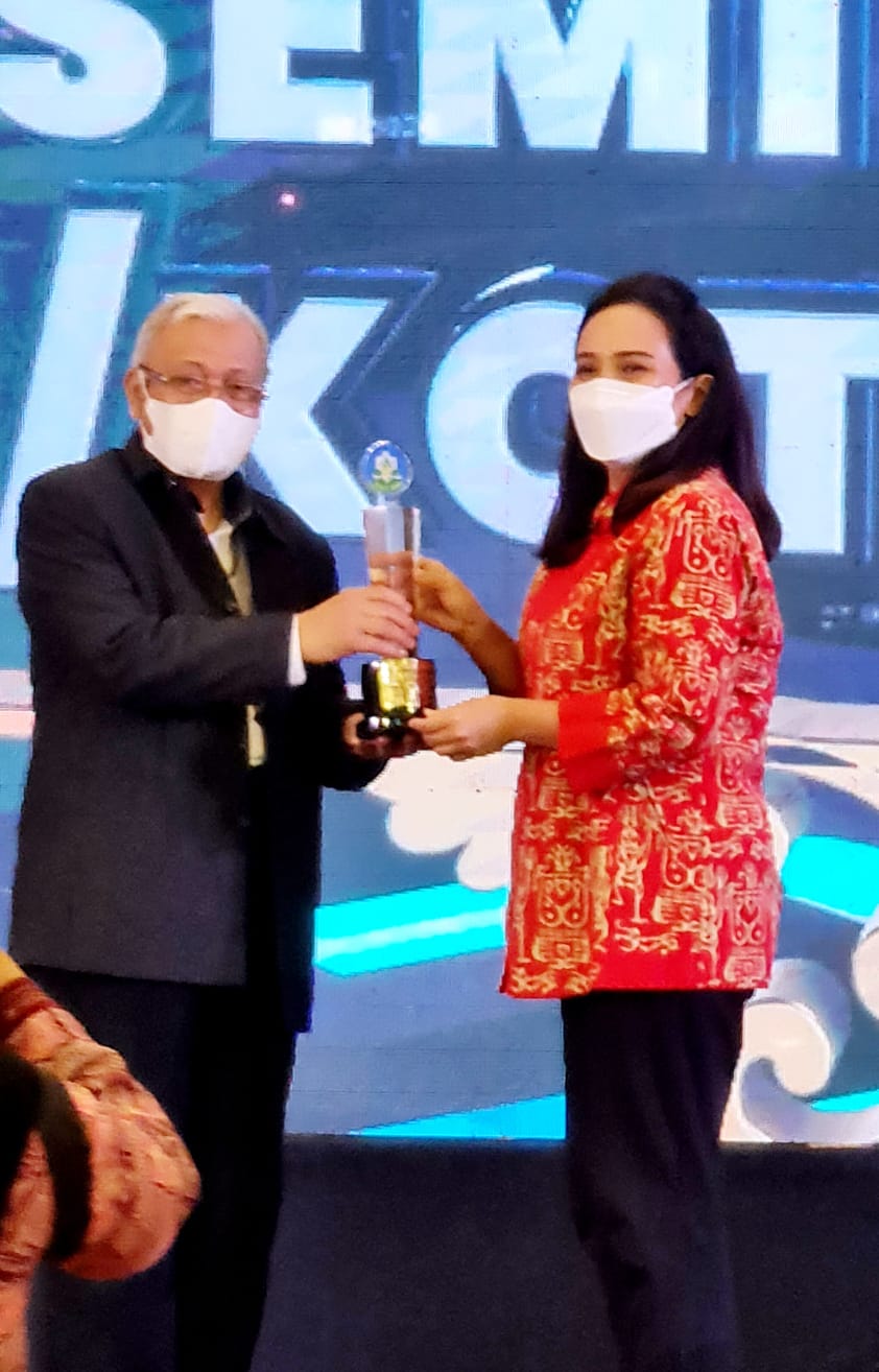 FKS Makassar Raih Penghargaan Kota Sehat, Wali Kota Danny Minta Perkuat Sinergitas